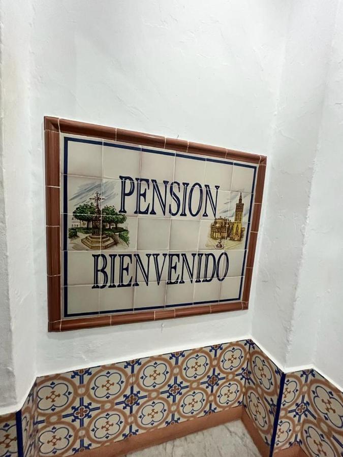 Pension Bienvenido Seville Ngoại thất bức ảnh