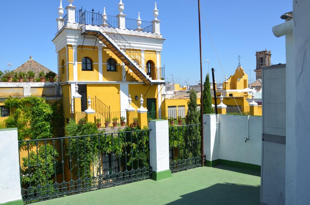 Pension Bienvenido Seville Ngoại thất bức ảnh