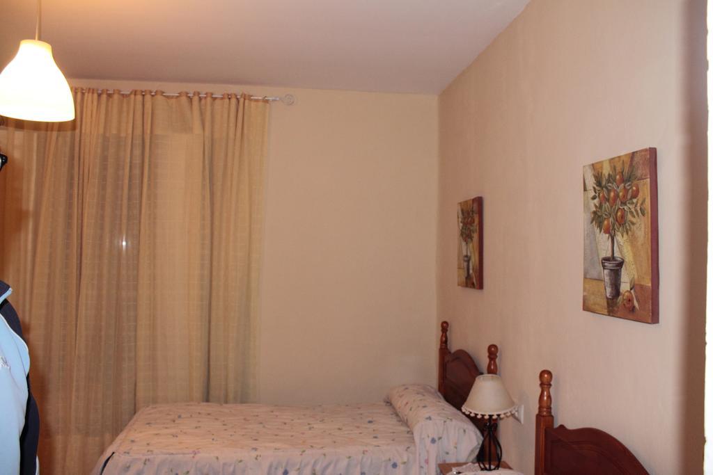 Pension Bienvenido Seville Phòng bức ảnh